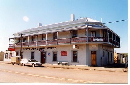 Grand Junction Hotel - Accommodation Port Hedland 0