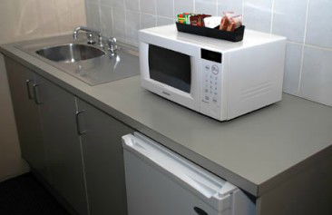 Oasis By The Lake - Accommodation Port Hedland 2