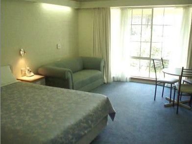 Hamiltons Townhouse Motel - Accommodation Port Hedland 4