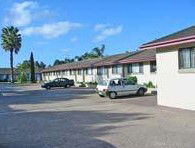 Hanging Rock Family Motel - Accommodation Port Hedland 0