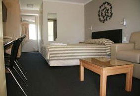 Queensgate Motel - Accommodation Port Hedland 0