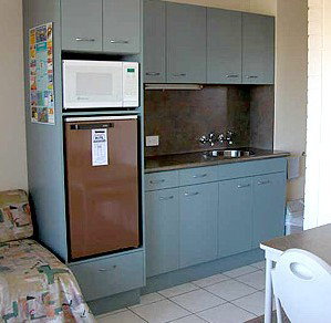 Caloundra Suncourt Motel - Accommodation Port Hedland 2