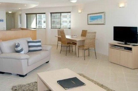 Malibu Mooloolaba - Accommodation Port Hedland 2