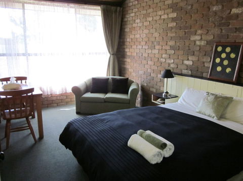 Farnham Court Motel - Accommodation Port Hedland 2