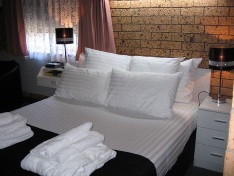 Golden Harvest Motor Inn - Accommodation Port Hedland 1