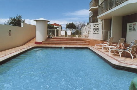 Golden Sands Holiday Apartments - Accommodation Port Hedland 4