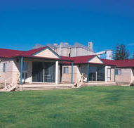 The Mac's Beachfront Villas - Accommodation Port Hedland