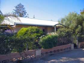 Smoky Bay Seaside Cottage - Accommodation Port Hedland 0