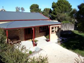 Toora Views - Accommodation Port Hedland 0
