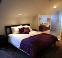 Merlot  Verdelho - Accommodation Port Hedland