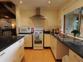 Kangaroo Island Garden Cottages - Accommodation Port Hedland 0