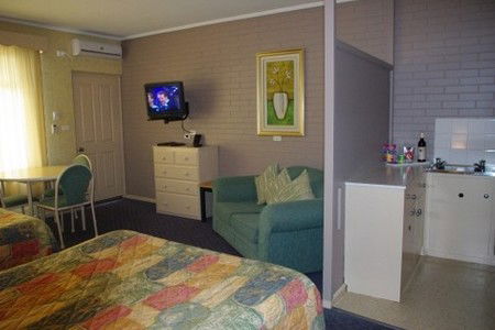 Lake View Apartments - Accommodation Port Hedland 1