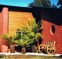 Whispering Spirit Holiday Cottages and Miniature Pony Stud - Accommodation Port Hedland