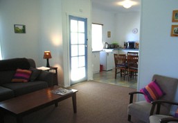 Giants' Table And Cottages - Accommodation Port Hedland 5