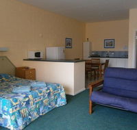 Penguin Holiday Apartments - Accommodation Port Hedland