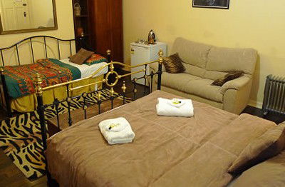 Edinburgh Gallery Bed & Breakfast - Accommodation Port Hedland 2