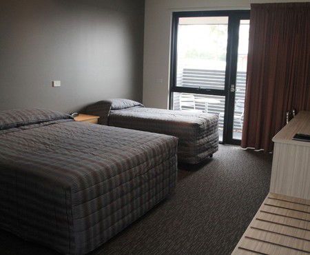 Foreshore Tavern - Accommodation Port Hedland 2
