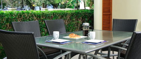 Cairns Beachfront Apartment - Accommodation Port Hedland 3