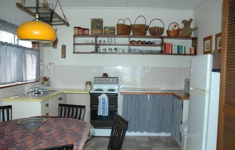 A Lake House At Burrill Lake - Accommodation Port Hedland 4