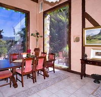 Castle On The Hill Bed and Breakfast - Accommodation Port Hedland