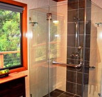 A Waterfall Hideout-Rainforest Cabin for Couples - Accommodation Port Hedland