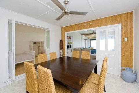 A Beach House On Sunset - Accommodation Port Hedland 1