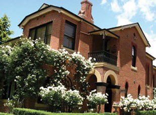 Amazing Country Escapes - Bishops Court Estate Boutique Hotel - Accommodation Port Hedland 1