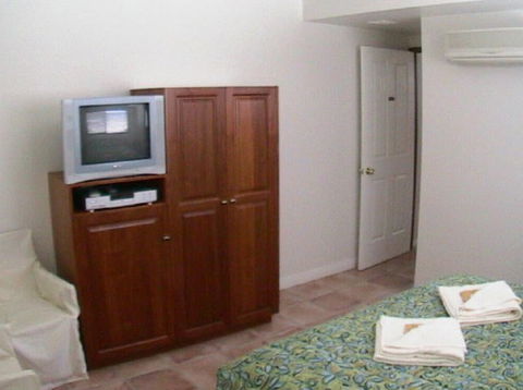 R & R @ Woodgate Beach - Accommodation Port Hedland 1