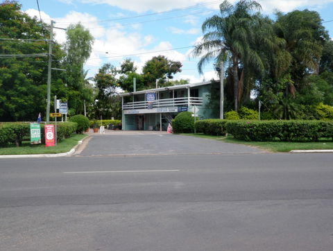 Emerald Cabin And Caravan Village - Accommodation Port Hedland 1