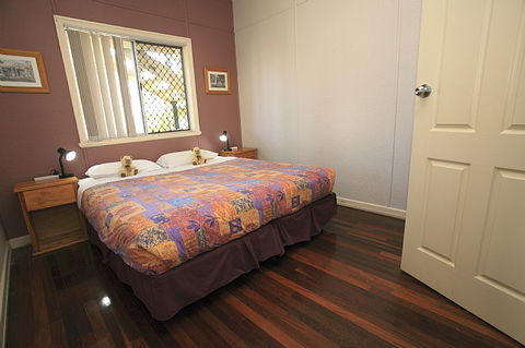 The Friendly Hostel - Accommodation Port Hedland 0