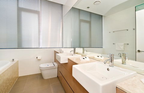 Ambience On Burleigh Beach - Accommodation Port Hedland 6