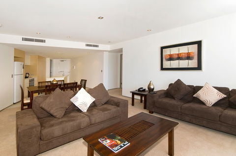 Ambience On Burleigh Beach - Accommodation Port Hedland 13