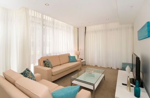 Ambience On Burleigh Beach - Accommodation Port Hedland 14