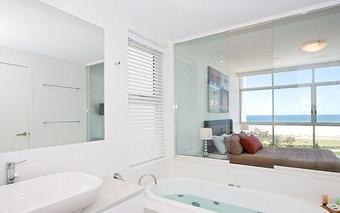 Kirra Surf Apartments - Accommodation Port Hedland 1