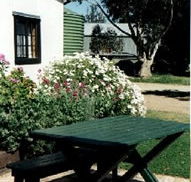 Dunalan Host Farm Cottage - Accommodation Port Hedland