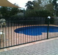 Golden Guitar Motor Inn