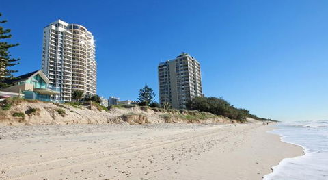 Xanadu Main Beach - Accommodation Port Hedland 1