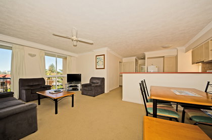 San Mateo On Broadbeach - Accommodation Port Hedland 9