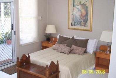 Bateau Bay Beachfront Luxury Accomodation - Accommodation Port Hedland 4