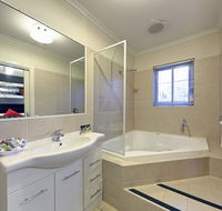 Comfort Inn And Suites Georgian Albury - Accommodation Port Hedland