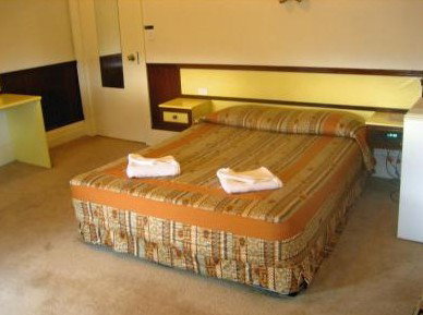 The Royal Exhibition Hotel - Accommodation Port Hedland 1