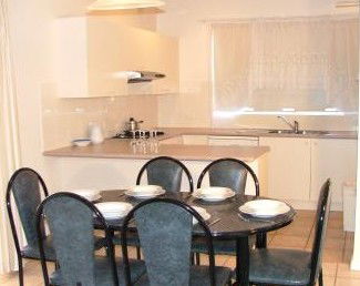 Manly Seaside Holiday Apartments - Accommodation Port Hedland 2