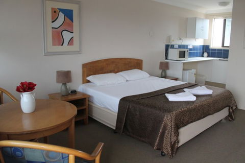 A' Montego Mermaid Beach Motel - Accommodation Port Hedland 1