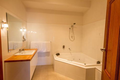 JV Jones Pty Ltd - Accommodation Port Hedland 5
