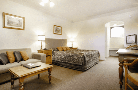 Hotel Bruce County - Accommodation Port Hedland 2