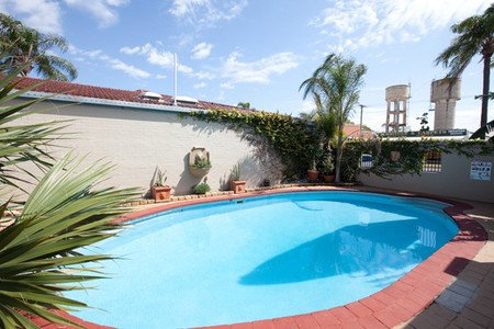 The Town House Motor Inn - Sundowner Goondiwindi - Accommodation Port Hedland 1