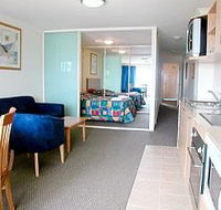 The Entrance Waldorf Apartments - Accommodation Port Hedland