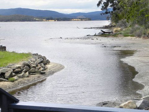Huon Charm Waterfront Cottages - Accommodation Port Hedland 2