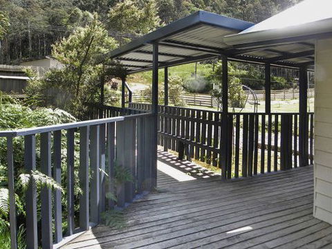 Huon Charm Waterfront Cottages - Accommodation Port Hedland 4