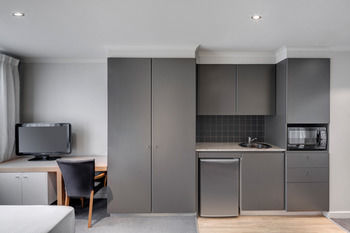 Adina Apartment Hotel Chippendale - Accommodation Port Hedland 15